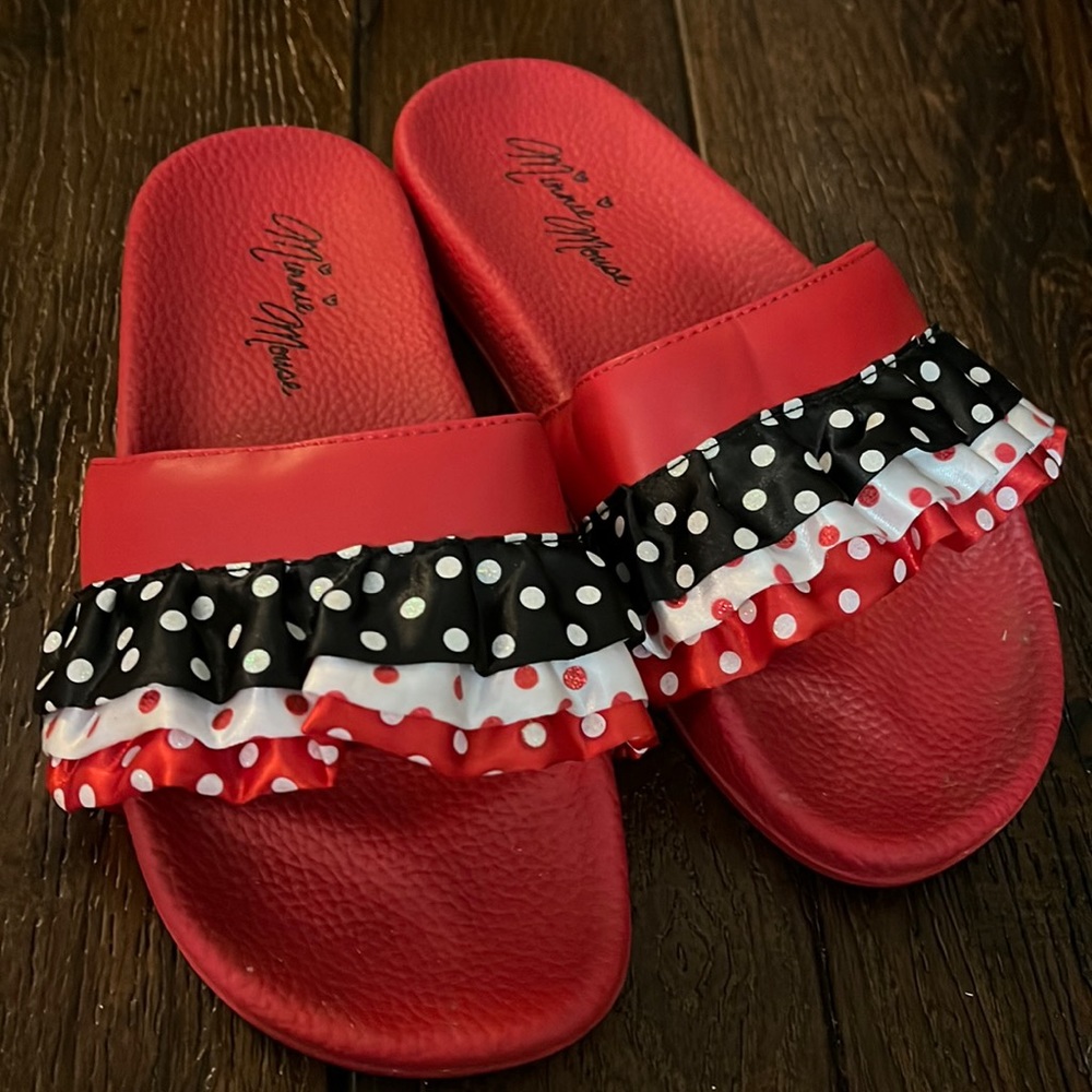Minnie Mouse slides